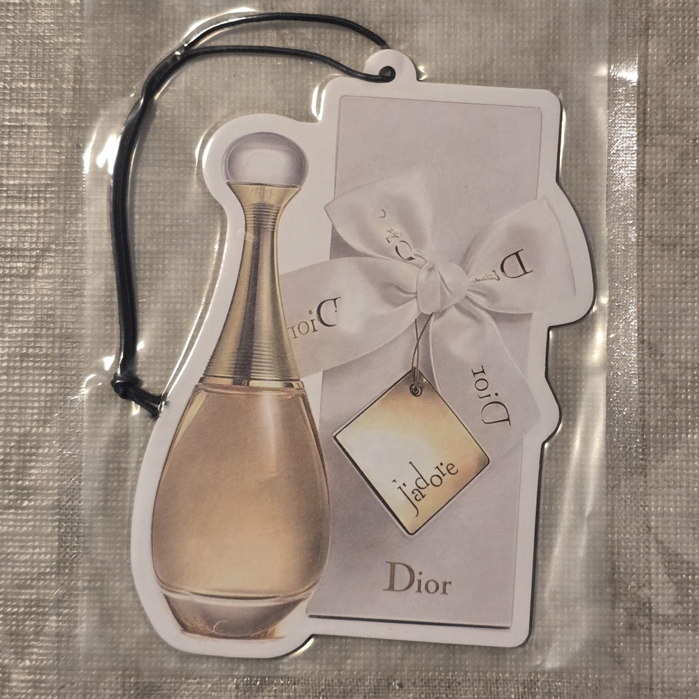 Dior J'adore Scented Card in Gold and White